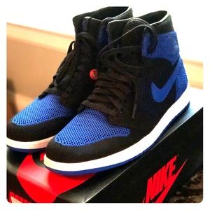 SOLD!! SOLD!! SOLD!! Jordan 1 *flynit*l Blk/Royal
